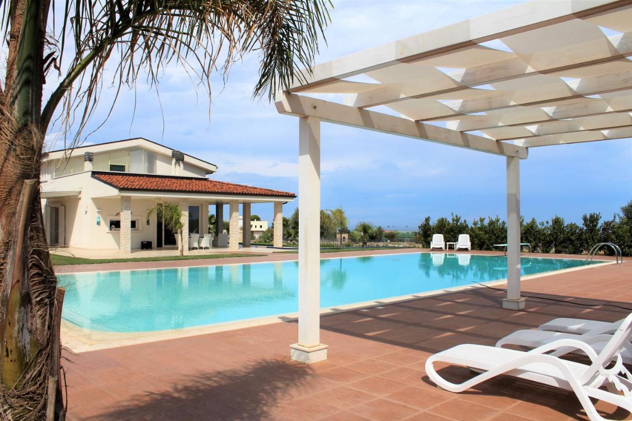 Villa Maria - Apartments In Villa With Pool 滨海波利尼亚诺 外观 照片